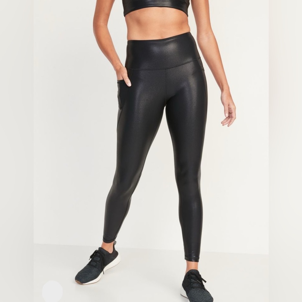 Old Navy Power Soft Go-dry High-Rise Leggings